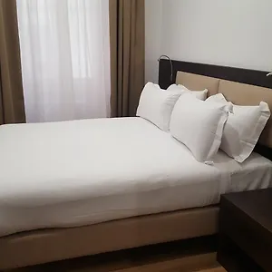 Una Finestra Su Monti Πανσιόν